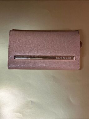 Steve Maddie Pale Coral Trifold Wallet inside Gold and Black